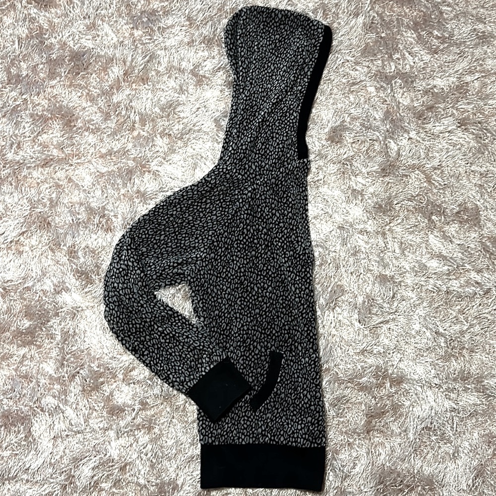 Calvin Klein zip-up hoodie - Picture 2 of 2